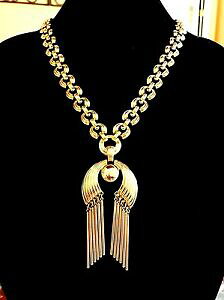 yzWG[EANZT[ lugS[f`F[t@^W[lbNXy_gmagnifique signe monet cotele ton dore chaine collier fantaisie pendentif