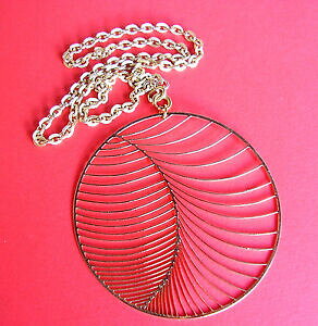 �y���������z�W���G���[�E�A�N�Z�T���[ �W���b�N�G�X�e�����y���_���g1922 jacques esterel pendentif poemes metalliques circa 1971
