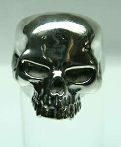 yzWG[EANZT[ AWFg}bVVIAleVI|^mA~Xanello teschio in argento massicio 925 gr23,60 si portano a misura