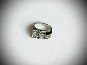 yzWG[EANZT[ XvfBhOA[fRVo[WRjEsplendide bague art deco argent et zirconiums