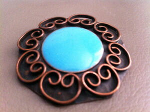 yzWG[EANZT[ VbNu[VA[fRCuYGioCWI[OI[WtXchic broche art deco en bronze emaille signee jean augis made in france