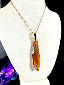 yzWG[EANZT[ AtFU[XtXL[NX^lbNXAo[t@^W[rare plume swarovski 18k gp collier asymetrique cristal ambre fantaisie pendant
