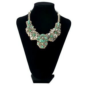 yzWG[EANZT[ oeB[mK@[jfB[XNX^J[Rvalentino garavani femmes cristal col collier