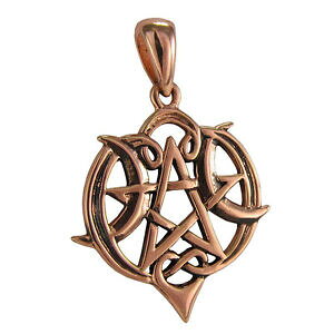 yzWG[EANZT[ EBbJWG[Pgn[gy^Ny^Ocopper heart pentacle pentagram pendant wiccan witch jewelry celtic love knot