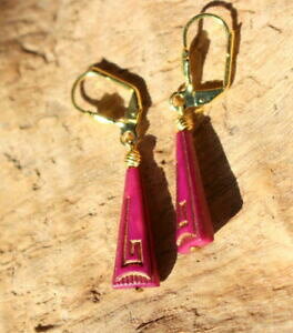 yzWG[EANZT[ Ih[ygCAOobNEFCN[tCXONN[Aboucles doreille violet dore perle triangle baroque facon cuir frise greque