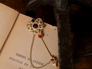 yzWG[EANZT[ ssbhsp[vXgXp[NE`F[tBObroche pin epingle dore rouge violet strass perle couronne chaine filigrane xz8