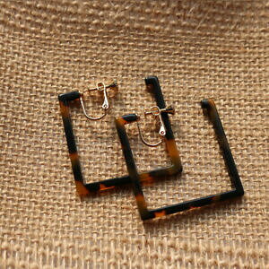 �y���������z�W���G���[�E�A�N�Z�T���[ �C�������O�N���b�v�I���S�[���f���N���I�[���X�N�G�A�X���[���^�[�g���X�P�[�����K�[boucles doreilles clip on dore creole carre ecaille de tortue simple leger j12