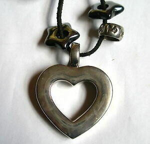 yzWG[EANZT[ AK^pRR\`[YBe[WJ[vintage collar de agata paris con corazon y charms