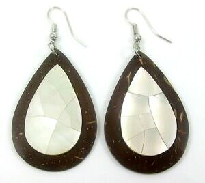 yzWG[EANZT[ RRibcEbh_OhbvCOWG[i`}U[natural mother of pearl shell on coconut wood dangle drop earrings jewelry ga020