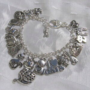 �y���������z�W���G���[�E�A�N�Z�T���[ �V���o�[�u���X���b�g�`���[���X�N���b�gbracelet argente 20 breloques fermoir mousqueton 19cm 20cm 21cm amitie des chats