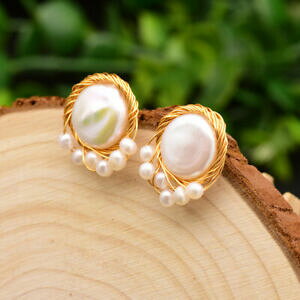 yzWG[EANZT[ t@bVi`obNCOXEB[gEH[^[p[p[eB[WG[mode femme naturel baroque boucles doreille perle deau douce fete bijoux