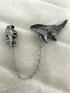 yzWG[EANZT[ pCpCsIWigXpR[NWXL[o_Co[pins pin pins retro original baleine a paillettes et plongeur scaphandre
