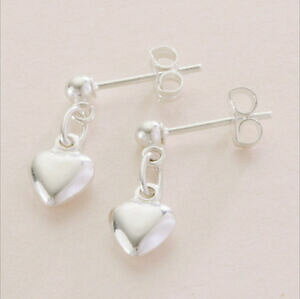 �y���������z�W���G���[�E�A�N�Z�T���[ �V���o�[�X�^�[�����O�n�[�g�V�F�C�v�h���b�v�C�������O�i�C��argent sterling forme coeur goutte boucles doreilles neuf