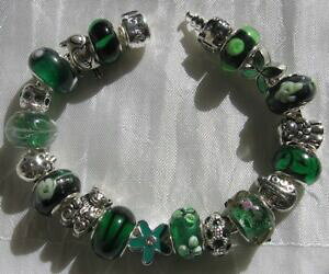 yzWG[EANZT[ Xl[NuXbgr[YO[KXVo[r[YNbvbracelet serpent perles verre vert perles argentees clips foret mystere