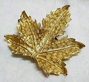 yzWG[EANZT[ WGBe[Wu[`[t@C[teNX`[X[XS[h^bijou vintage broche feuille de vigne leaf metal dore texture lisse l150
