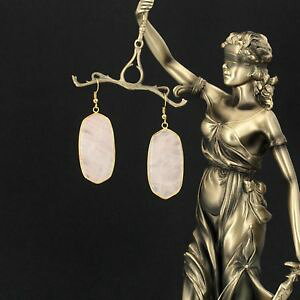 yzWG[EANZT[ COrbOhbvA[OGvbgNH[c[YVvboucles doreilles gros goutte irregulier plat quartz rose simple aa26