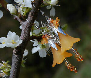 �y���������z�W���G���[�E�A�N�Z�T���[ �C�������O�I�����W�W���G���[�n���E�B�[���_�[�N�����G���tboucles doreilles fleurs orange bijoux halloween sorciere foret dark mori elfe