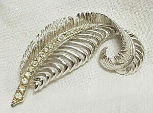 yzWG[EANZT[ WGre[W[tscCXgKXVo[NX^bijou vintage broche feuille leaf torsade cristaux alliage argente texture a4