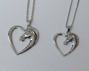 �y���������z�W���G���[�E�A�N�Z�T���[ �n�[�g�y���_���g�T�C�Ycollier, pendentif tete de cheval entoure dun coeur, 2 tailles au choix