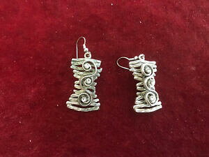 yzWG[EANZT[ CObijou boucle d oreille ancienne n25