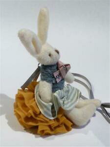 �y���������z�W���G���[�E�A�N�Z�T���[ �~�j�`���A�E�T�M�l�b�N���Xun tres mignon collier dun miniature jouet lapin cg1930