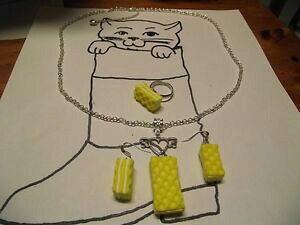 yzWG[EANZT[ EGn[XCG[J[`F[COOparure gaufrettejaunecollier chaine de 25cmboucle doreillebague