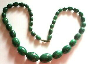 yzWG[EANZT[ lbNXI[up[O[lWBe[Wancien collier perles olive vert irise fermoir a vis vieil or bijou vintage 660