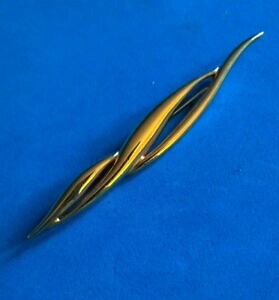 yzWG[EANZT[ S[hNVbNu[`oClt`u[`broche classique doree par monet french brooch