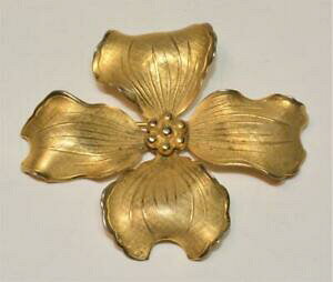 �y���������z�W���G���[�E�A�N�Z�T���[ ���B���e�[�W�T�C���g�W�����@���j�S�[���f���e�N�X�`���R�[�j�t�����[�V�F�C�v�u���[�`vintage signe giovanni dore texture cornouiller fleur forme broche