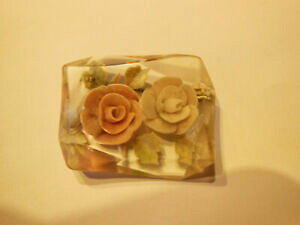 yzWG[EANZT[ u[`Be[WvLVOXWGbelle broche 1950 vintage plexiglas bijou ancien