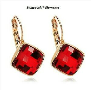 yzWG[EANZT[ XtXL[XNGACORbhrXCG[S[hbLboucles doreilles carrees swarovskiR elements rouge rubis plaque or jaune