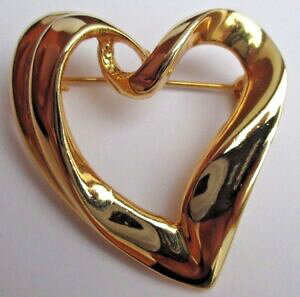 �y���������z�W���G���[�E�A�N�Z�T���[ ���b�L���B���e�[�W�u���[�`�n�[�g�I�[�v��tres belle broche bijou vintage plaque or poli c?ur ajoure cadeau amoureux 759