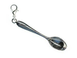 �y���������z�W���G���[�E�A�N�Z�T���[ �X�v�[���N�e�����[�u�����P�N���[�W���[�O���V�G�[���Z�[�^�[cuillere coutellerie repas cuisine breloque fermeture a glissiere pull pendentif