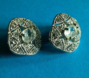 yzWG[EANZT[ CONbvCOboucles doreilles clips signes monet earrings