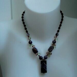 yzWG[EANZT[ AWXglbNXcollier amethyste