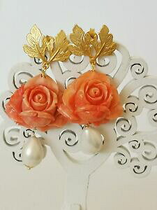 yzWG[EANZT[ IbL[jsNRGp[rAPSb`orecchini rose corallo e perle bianche goccia