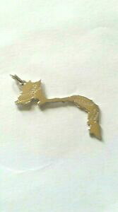 yzWG[EANZT[ y_gxgipendentif en argent massif representant le vietnam