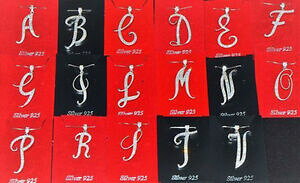 yzWG[EANZT[ R[ihiCAWFgWR[jrALRJCjcBA[fm[collana donna in argento 925 e zirconi bianchi con lettera iniziale del nome