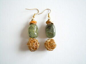 yzWG[EANZT[ AK^}XNbLCOvecchio placcato in oro orecchini con agata muschiata e nido 22,0 g