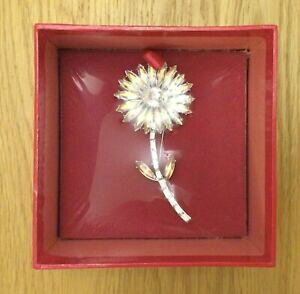 �y���������z�W���G���[�E�A�N�Z�T���[ �o�g���[�E�B���\���u���V���f�t���[���f�N���X�^���m�{�G���t�H���n�i�J�C�V��butler amp; wilson broche de flor de cristal novo em folha na caixa