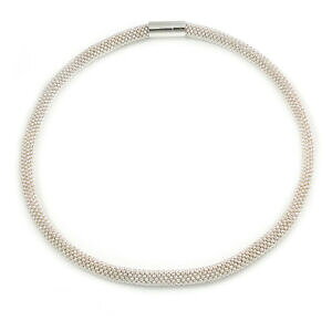 【送料無料】ジュエリー・アクセサリー ステートメントライトシルバースノーフレークメタルリングネックレスdichiarazione luce argento fiocco di neve anelli di metallo collana con chiusura magnetica