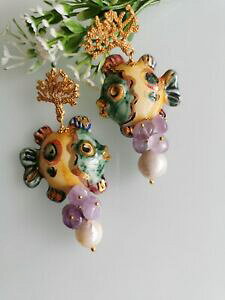 yzWG[EANZT[ J^W[lZ~bNCOobNzCgp[AWXgorecchini ceramica caltagirone , perle bianche barocche e ametista