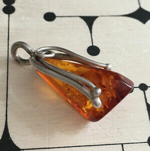 yzWG[EANZT[ Ao[nj[y_gJ[\bhVo[t[Be[WVo[y_gciondolo ambra miele color montatura argento massiccio vintage silver pende