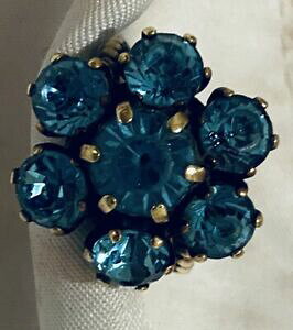 yzWG[EANZT[ Be[WXtXL[NX^Oautentiche vintage swarovski crystal ring