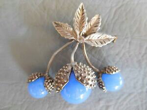 yzWG[EANZT[ AVGkVo[u[V}V^CjpehFBIbgu[`broche ancienne argente marron chataigne pate de verre violette chestnuts brooch