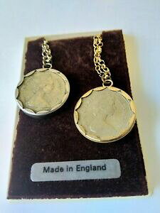 yzWG[EANZT[ RClbNXCOhBe[WRCRNV 1 coin collane x 2 prima coniata 1983 made in england da collezione vintage coin
