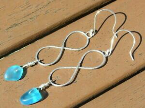 yzWG[EANZT[ X^[OVo[nhChCtBjeBy_IV[OX^[RCYCOargento sterling 925 realizzato a mano infinity pendaglio seaglass orecc