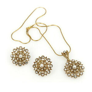 yzWG[EANZT[ y_g[uCOZbgXtXL[NX^NX}Xpendente floreale amp; orecchini a lobo incastonato con cristalli swarovski regalo di nat