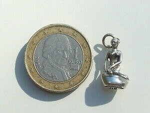 yzWG[EANZT[ {[v`yeBtV[kAVAGAWGVlxngwcbeau petit pendentif sirene ancien 1920 en argent et signe bernhard hertz