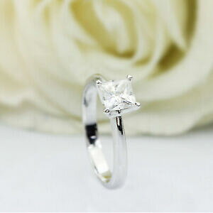 【送料無料】ジュエリー・アクセサリー カットプリンセスフォーローンステープルホワイトゴールドリング1 kt taglio princess quattro graffa solitario 14k bianco oro anello